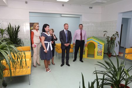 Свой рабочий визит на Камчатку Дмитрий Ливанов начал с осмотра учреждений дошкольного образования