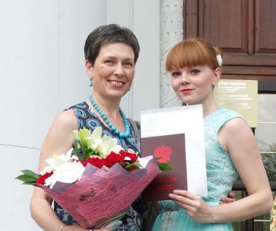 С выпускницей магистратуры 2018 года Еленой Филиной, которая все свои студенческие работы, начиная с первой курсовой писала сама