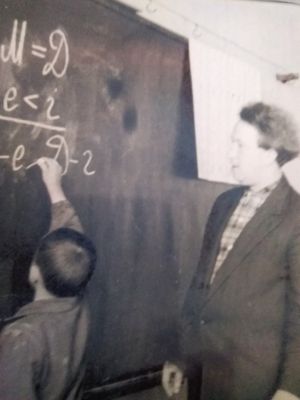 1950-х и 1960-х.Василий Васильевич ведет урок математики по своей же программе