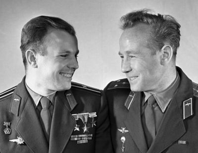Юрий Гагарин и Алексей Леонов