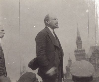 В.И.Ленин на Красной площади