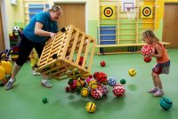 Кравцов пообещал Путину быстро ликвидировать очередь в детские сады